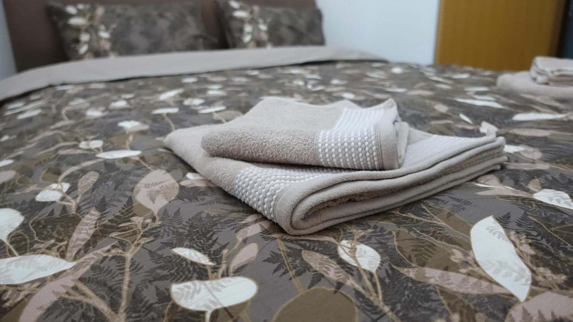 Jc10 Apartment 3 Bedroom, Free Parking, 73Sqm Novi Sad Exterior photo